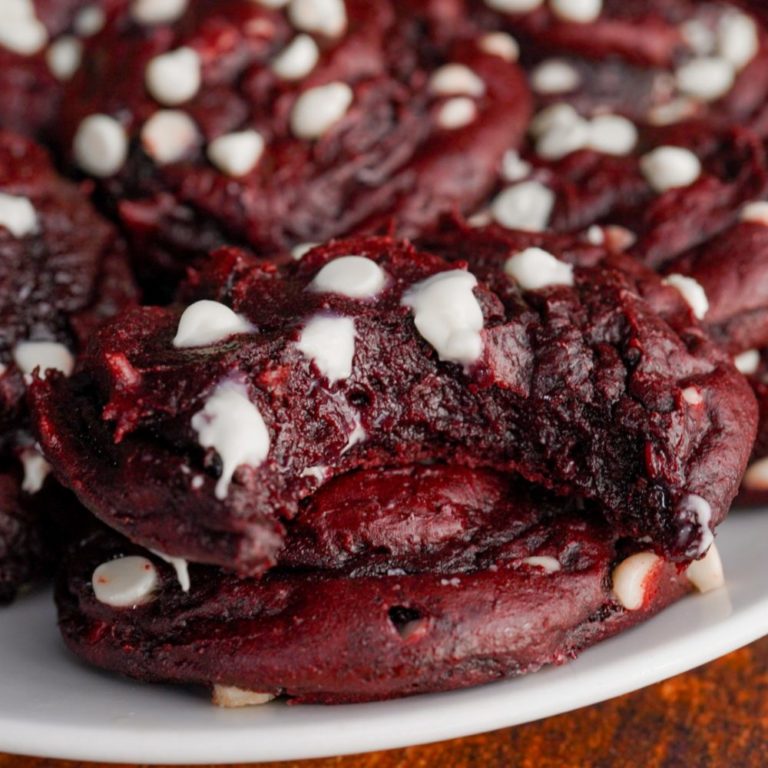 Red Velvet Cookie