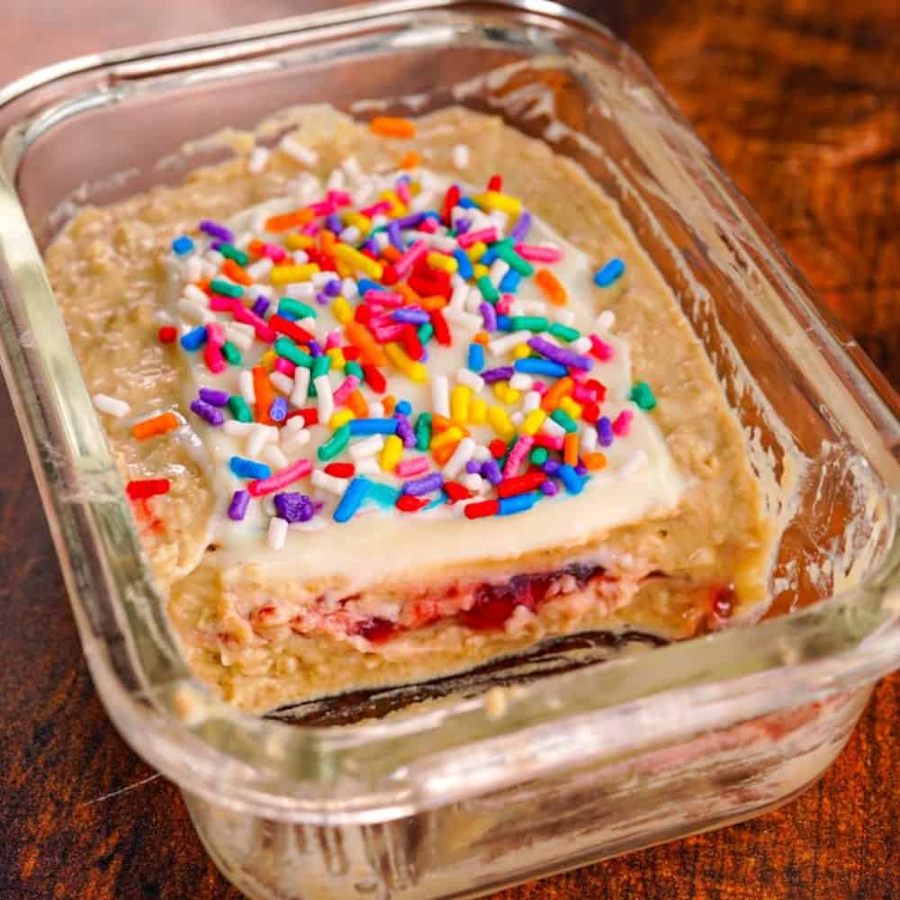 Frosted Strawberry Protein Pop Tart Oatmeal