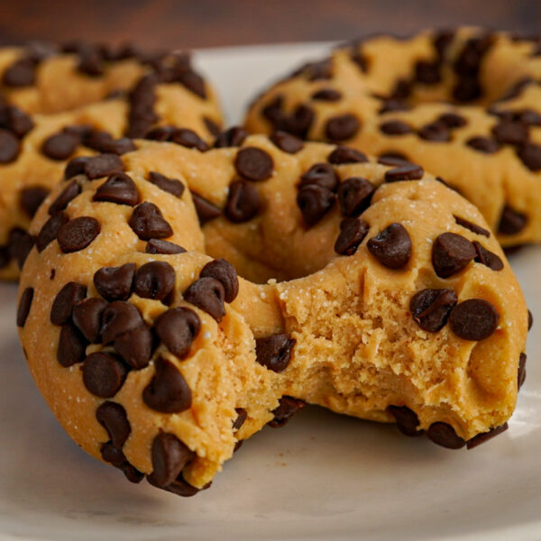 No Bake Protein Chocolate Cookie Dough Donut