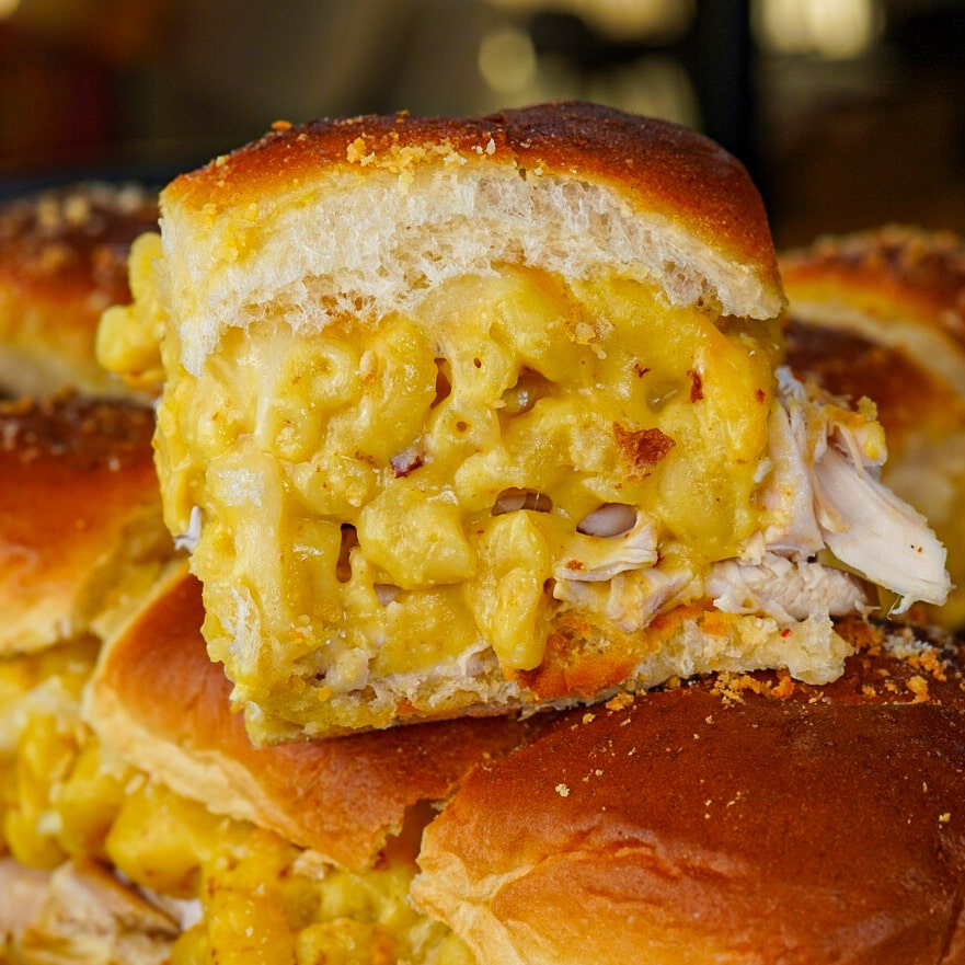 Thanksgiving Turkey Mac & Cheese Sliders